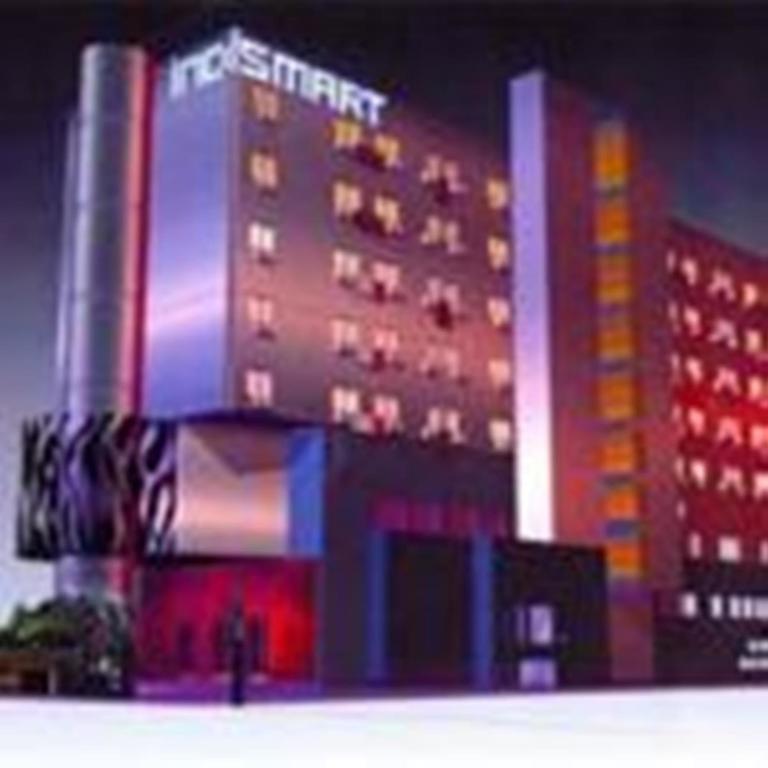 Indismart Hotel Калькутта Экстерьер фото
