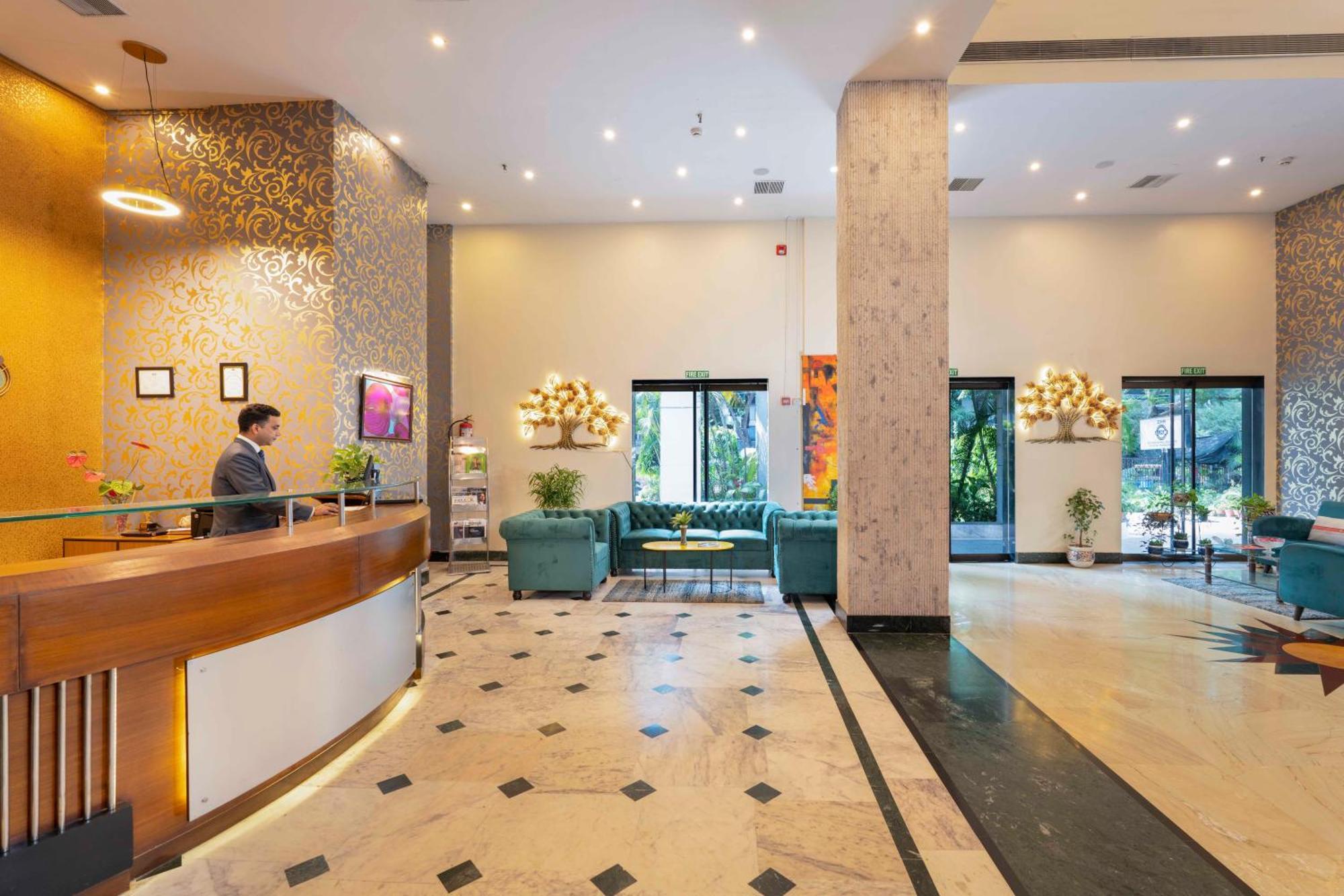 Indismart Hotel Калькутта Экстерьер фото